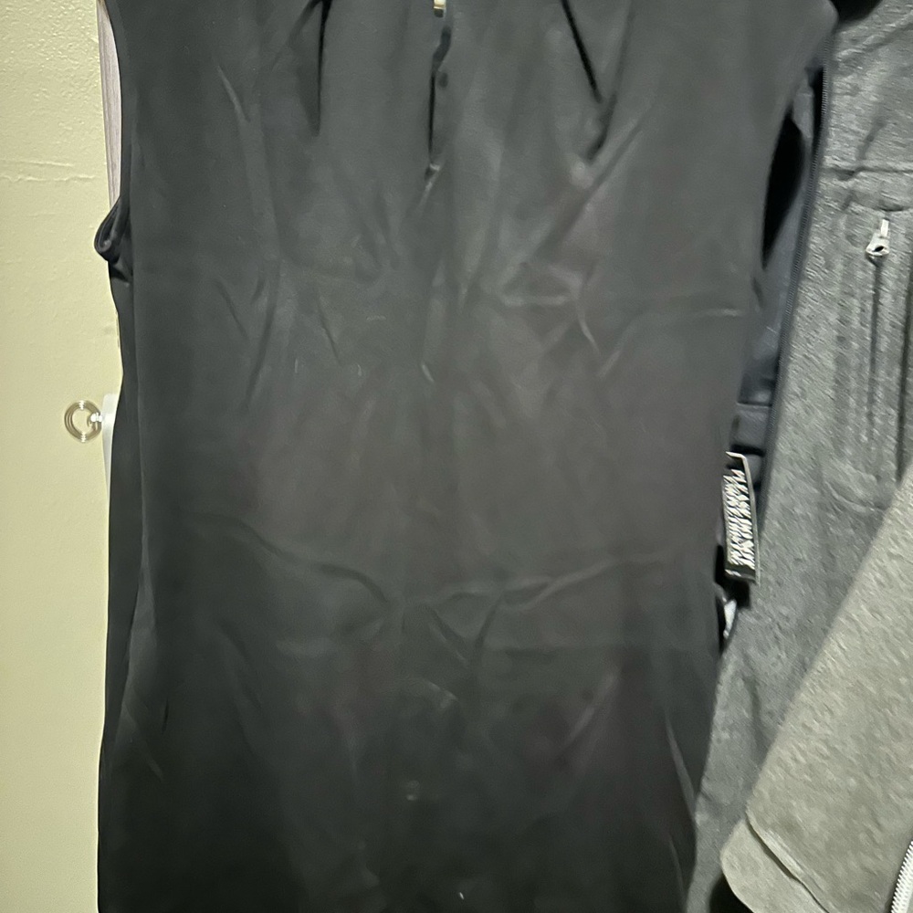 New York & Company Black Sleeveless Sheath Dress